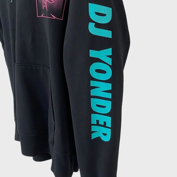 Uniqlo Fortnite DJ Yonder Hoodie Mens Medium Black Premium Graphic Sweatshirt - Picture 8 of 14